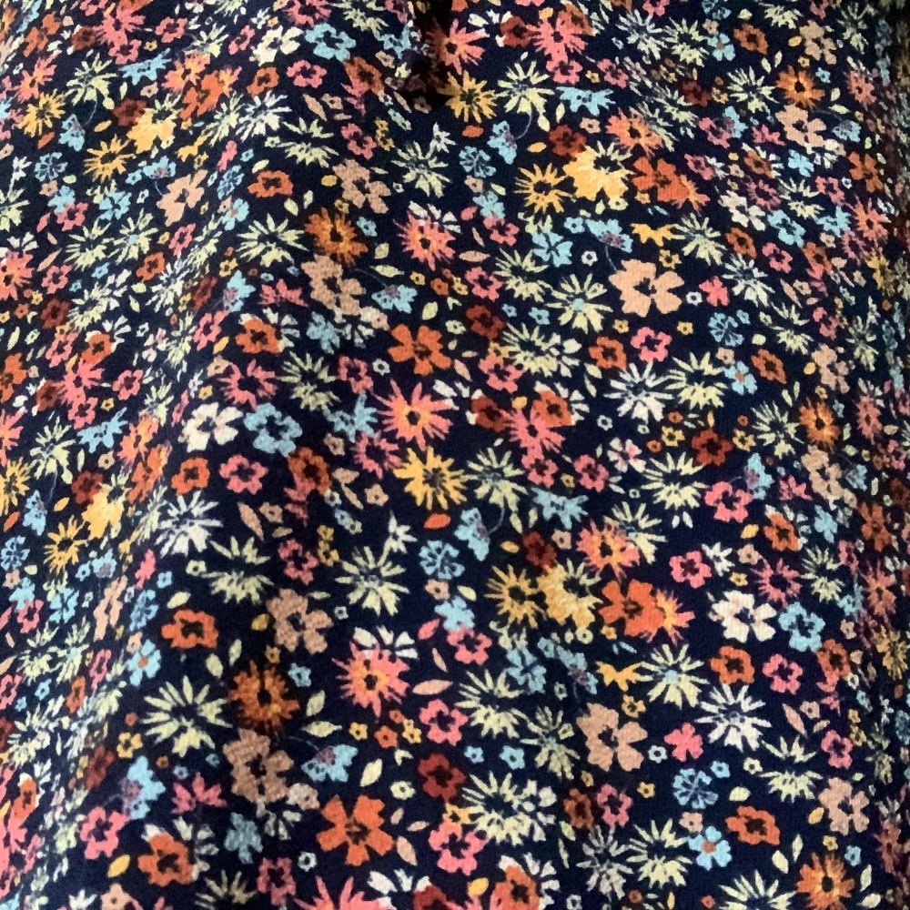 Flower top - Picture 2 of 6